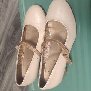 Little Girls Cream and Gold Dress Shoes size 2M